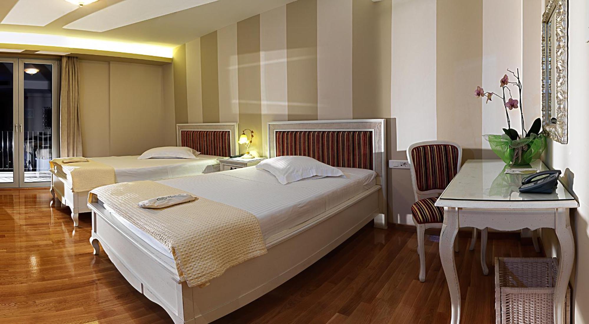 Hondos Classic Hotel & Spa Nestani Kamer foto
