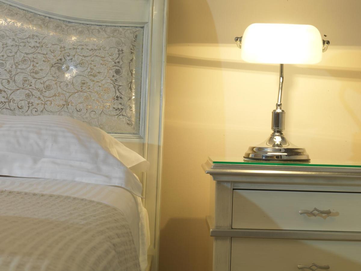 Hondos Classic Hotel & Spa Nestani Buitenkant foto