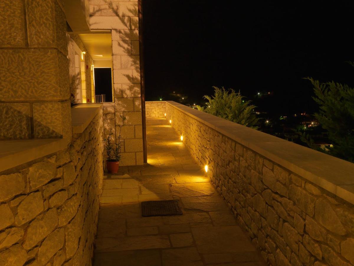 Hondos Classic Hotel & Spa Nestani Buitenkant foto